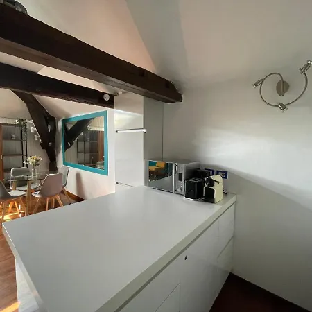 Appartement Au Coeur De Cannes 2 Min Plage Et Proche Palais Congres Apartman
